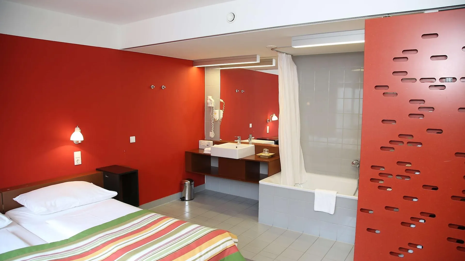 Kyriad Vienna Altmannsdorf 3*,