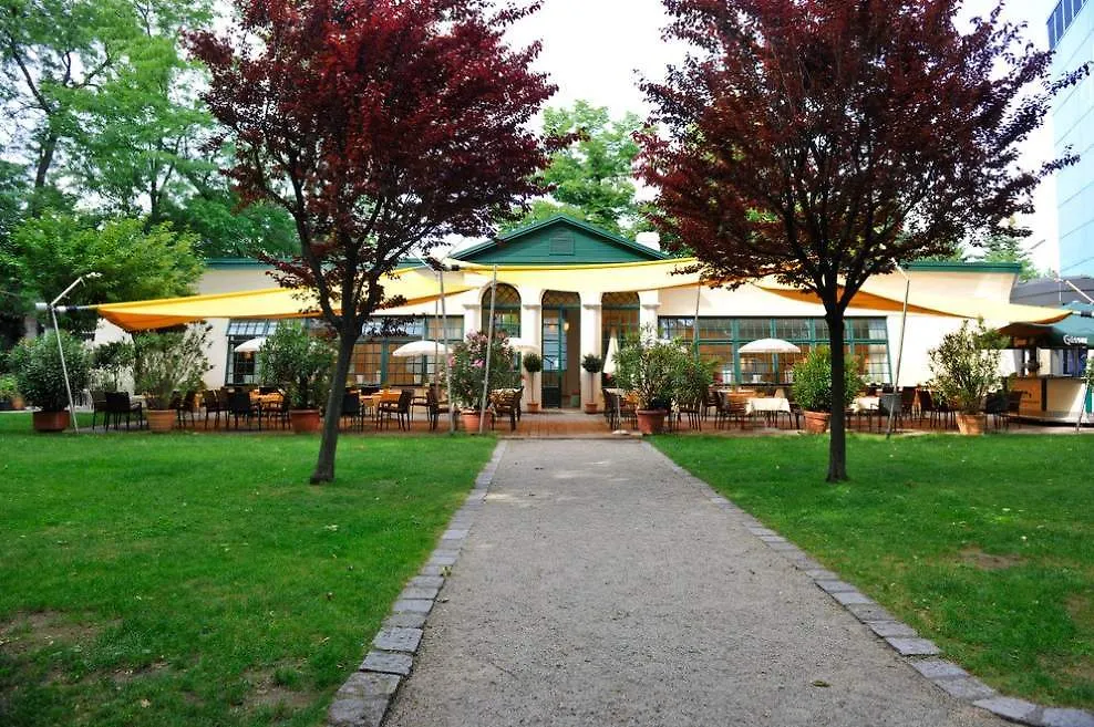 Kyriad Vienna Altmannsdorf 3*,