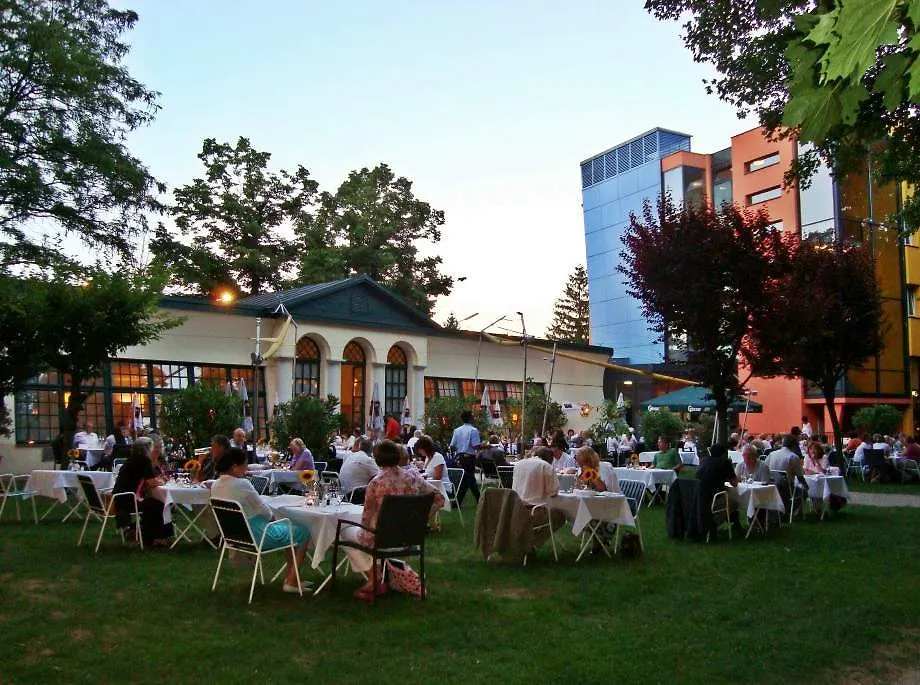 Kyriad Vienna Altmannsdorf Hotel