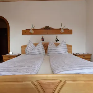 vizitați hotelul