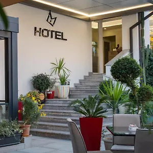 https://fm-2.hotels-in-tirana.com