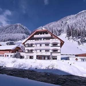 Hotel Fatlar ***
