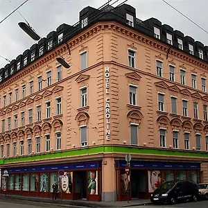 Caroline Otel